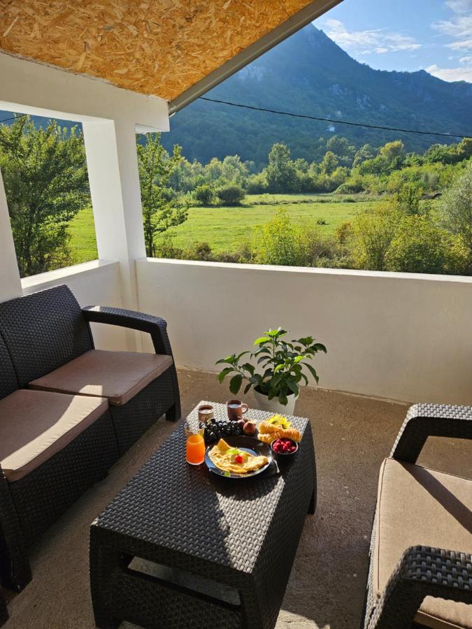 Sunny Valley Бар Экстерьер фото